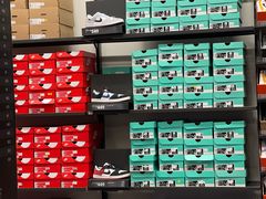 -NIKE北京马连道换季优惠店