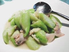 蛤蜊煮广东胜瓜-皇朝会.经典传统粤菜(外滩店)