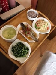 -卓玥国际月子会所(罗山路店)