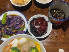 -咸亨酒店•非遗绍兴菜•中华老字号(堂吃餐厅)