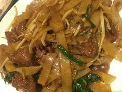 干炒牛河-潮堂 · 潮州菜(国贸商城店)