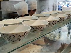 -李与白包子铺(桐梓林店)