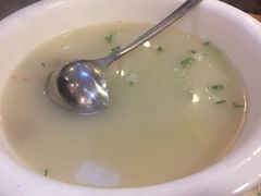 -鲁小三·大骨自助(金山总店)