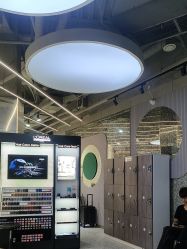 -PE SALON 