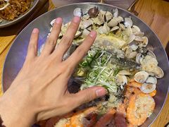 -美食小镇·观赏珍稀鸟类·长隆熊猫酒店