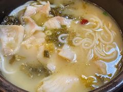-灵芝妹子米线(瓦房店新玛特店)
