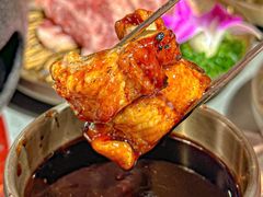 -围炉肉舍•炭烤活鳗•丹东海鲜烤肉(步行街店)