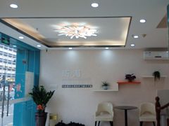 -海之声助听器 瑞士峰力直营中心(华麟大厦店)