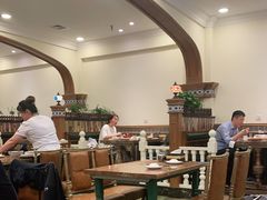 大堂-清真·玛丽亚新疆菜主题餐厅(浙江中路店)