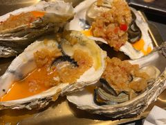 -铭牛烧肉·和牛海鲜自助(高新月牙湖店)
