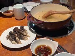 -黑鸡小馆(金源店)