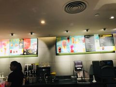 -星巴克(珠海仁恒滨海中心店)