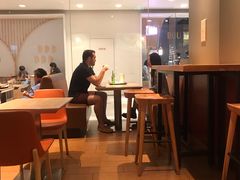 -The Habit Burger Grill 哈比特汉堡(复兴soho店)