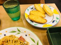 蒜香面包装-萨莉亚意式餐厅(特力时尚汇店)