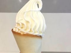 -肯德基(南京站A2检票口楼上)