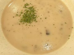 蘑菇汤-萨莉亚意式餐厅(恒宝广场店)