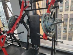 -豪思成DK健身私教连锁(凯乐国际店)