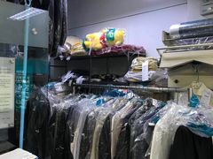 -福奈特洗衣洗鞋(宝华广场店)