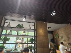 -金枝玉叶上海人家食府(三里河店)