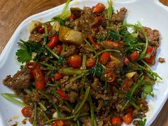 小炒黄牛肉-老馆子·建德菜·山肴鱼鲜(海威新界店)