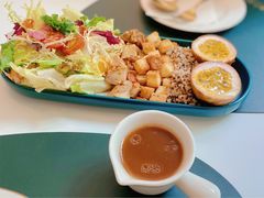 -露露家咖啡店