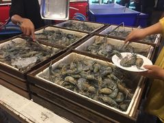 -芭提雅Amporn Seafood自助餐厅