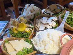 -民食香·腊排骨野生菌美食(木府店)