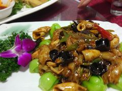 干锅鱼泡-旭龙鱼头王(航华店)