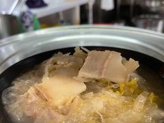 五花肉炖酸菜-欧阳家吊炉饼(九纬路店)