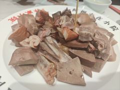 -乔家小院•非遗驴肉•本地小海鲜(滨河路店)