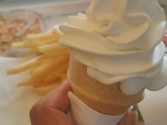 轻松小食光-麦当劳(小白楼店)