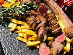 碳烤战斧牛排-RIVIERA 松鹤楼(外滩店)