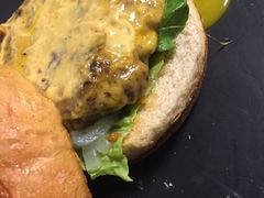 -HIGH FIVE哈福手工汉堡(桂林路店)