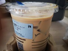 生椰拿铁-瑞幸咖啡(新世界中心店)