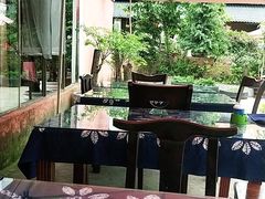 露天位-盘县老味道(干沟桥店)