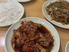 中辣辛辣猪蹄-贤花饭店(城阳店)