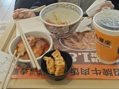 -吉野家(秀谷店)