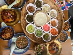 -包整·丝娃娃(一览甲秀楼风景店)