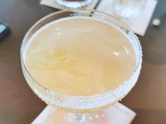 边车-星巴克臻选(上海合生汇1F店)