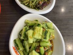 -胖哥俩肉蟹煲(济南世茂国际广场店)