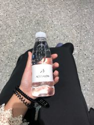 -愉己冥想·护发专门店