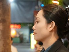 -三亚火车头万人海鲜广场