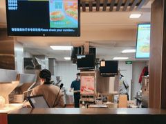 -麦当劳(丽江玉河广场店)