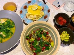 -半山腰·云南菜(侨福芳草地店)