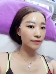 -依萱绮医疗美容