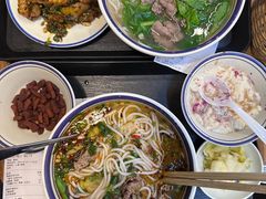 -云阿蛮云南生烫牛肉米线(奉贤路店)