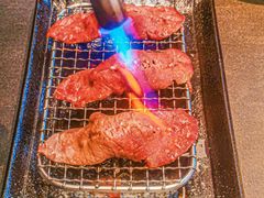 -铭牛烧肉·和牛海鲜自助(高新月牙湖店)