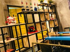 -臻鲜燕海鲜融合餐厅(金陵style店)