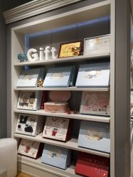 -丽婴房(七莘路店)