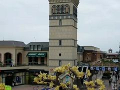 -王府井奥莱临潼小镇(临潼店)